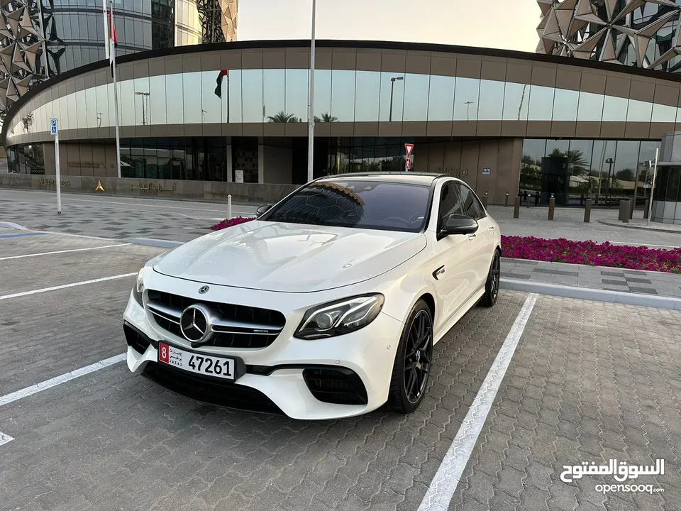 للبيع مرسيدس E63 s AMG اصلي وكالة خليجي موديل 2019 الموتر بحااالة الوكالة  (ست 6 فصوووص)