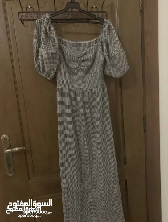 فستان بناتي للبيع