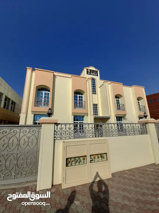 luxurious Apartments for rent in Ghubrah