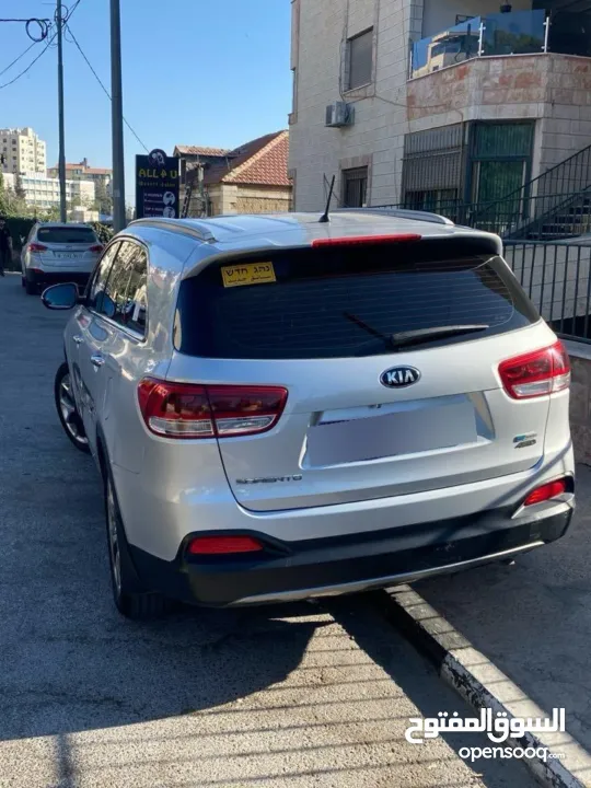 كيا سورينتو 2016 دفع رباعي 4*4 فل ما عدا الفتحة السعر 88,000