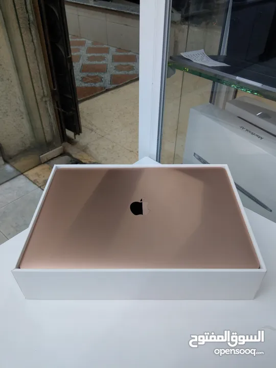 MacBook Air 2020 M1 8GB Ram 256GB SSD Gold لابتوب ابل