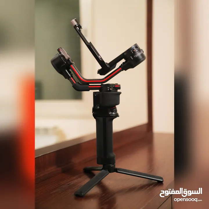 مانع الاهتزاز السينمائي للشركة الأفضل على الاطلاق DJI