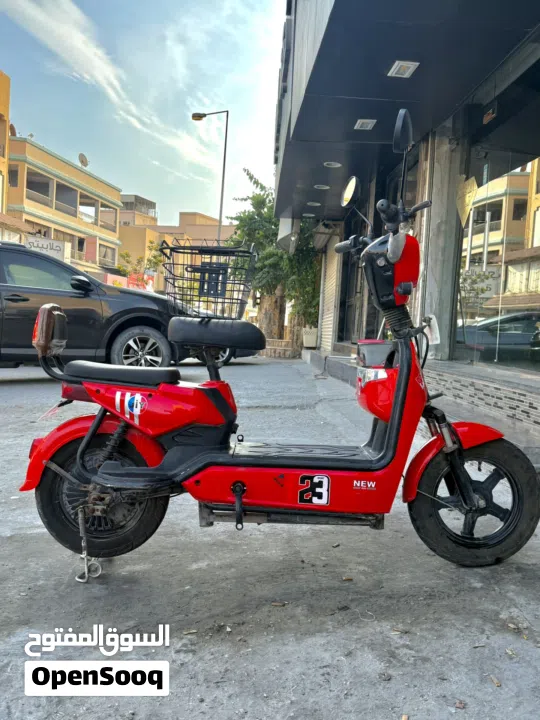 اسكوتر للبيع بحاله ممتاز جدا جدا