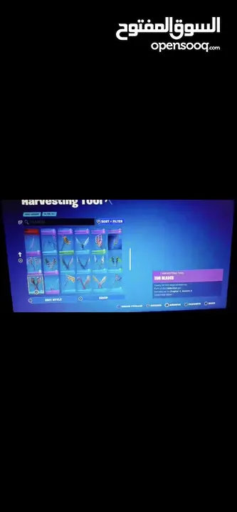 حساب Fortnite للبيع بشتغل بس على البلاستيشن قديم من 2017