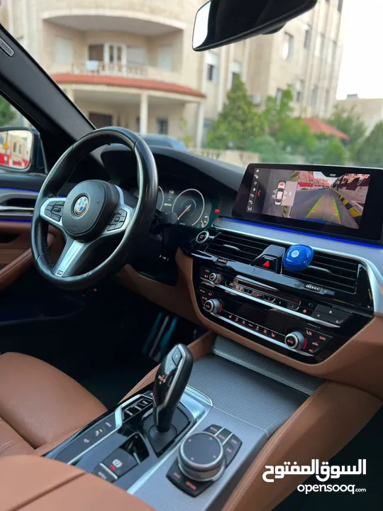 BMW 530e 2019 M sport package  Bought from dealership abo Khader 1 owner  Fully loaded 7 Jayed
