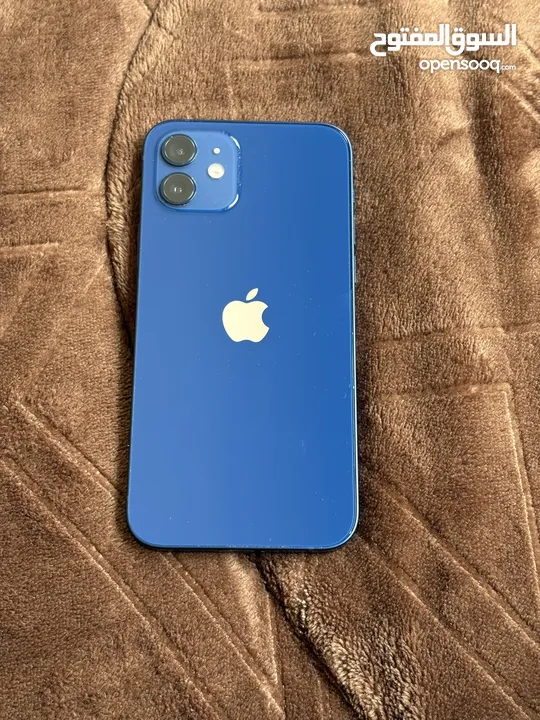 iPhone 12 Blue  نظيف من غير خدوش  غير مفتوح مع الكرتونة الاصلية