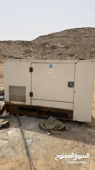 Generator for sale مكينة مولد كهرباء للبيع