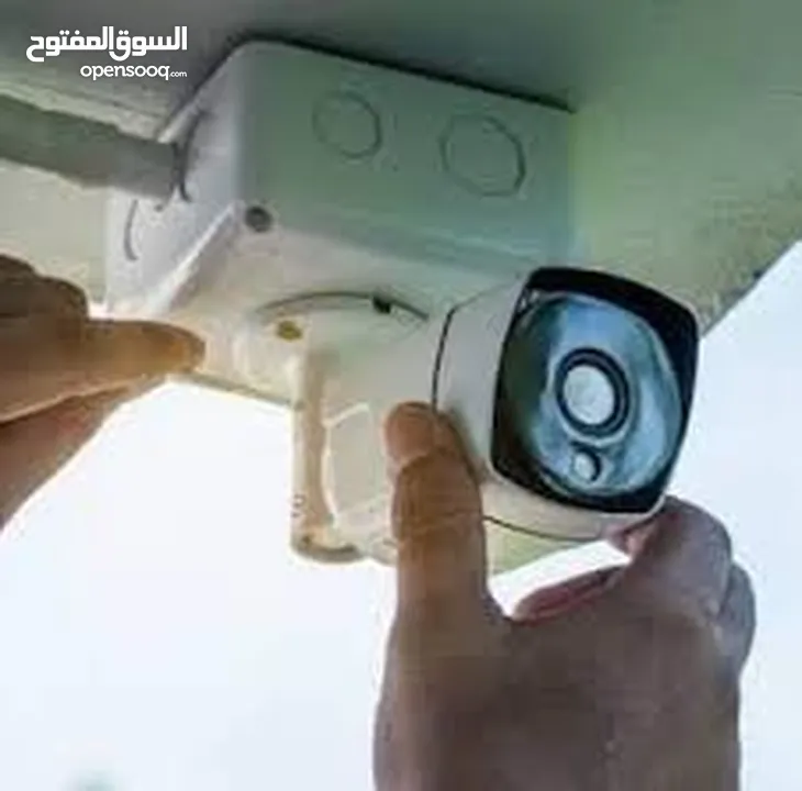 فني كاميرات مراقبه وانترفون وانظمة حماية