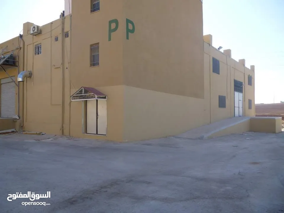مبنى مصنع طابقين للبيع