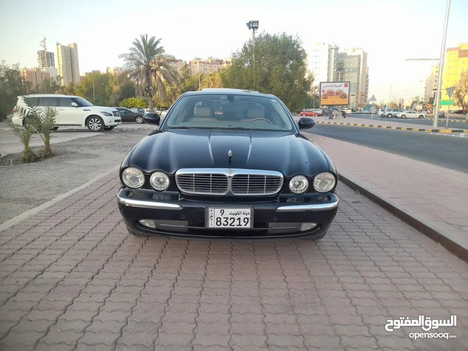 السالمية جاكوار XJ6 موديل 2004 V6