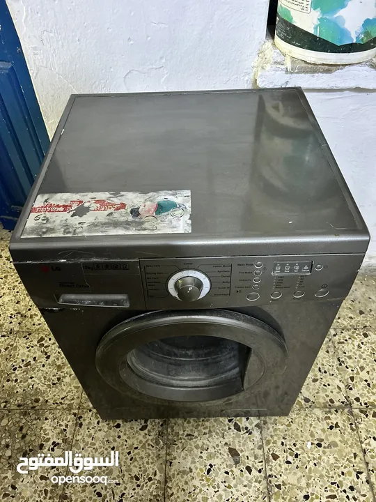 غسالة LG مستعمله سنتين للبيع 10 كيلو