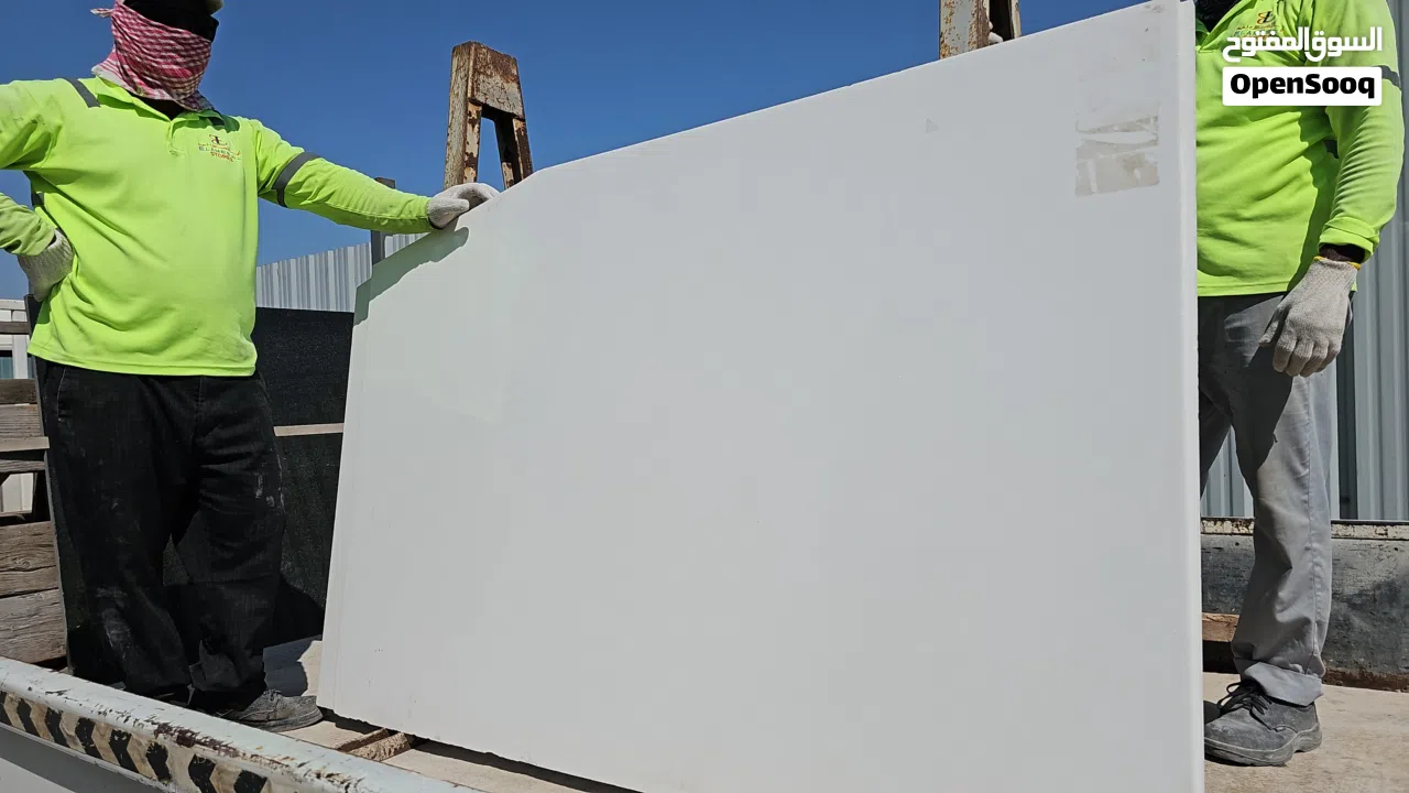 رخام ثاسوس كريستال يوناني الواح سماكه 20مم نوعيه فاخره مستوا قصور او بهو كبار الاعمال ارضيات او جدار