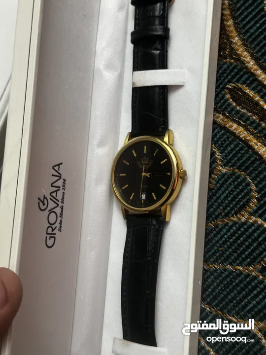 ساعة GROVANA اهداء ملكي لون مميز اسود