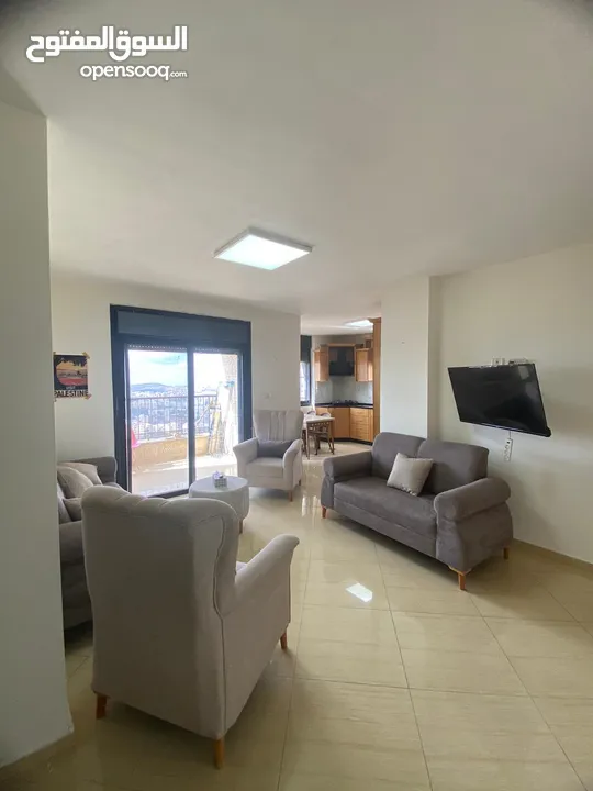 شقة مفروشة في موقع مميز (رام الله / عين مصباح)