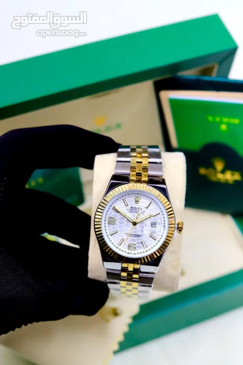 ساعات رولكس العالمية   مختومة