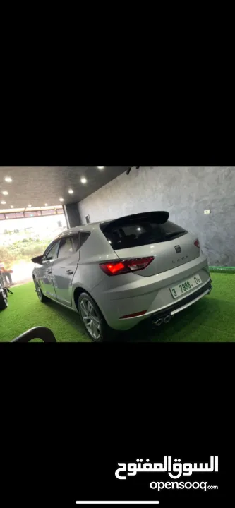 سيات ليون 2017