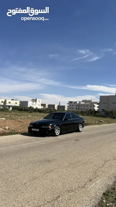 Bmw 520i e39 بي ام دبليو دب جير عادي الرجاء التواصل على رقم بالاعلان  ا2003