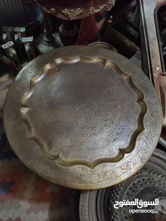 مجموعه مميزه من التحف