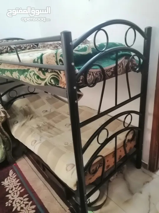تخت حديد طابقين تفصيل وحديد ثقيل70دينار