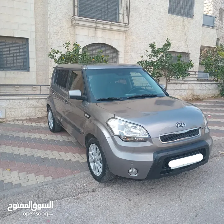 جيب كيا سول 2011 بنزين أوتوماتيك بصمة دهان شركة