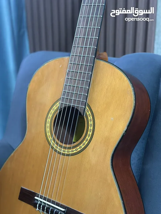 جيتار ايطالي eko c-956 model number مستعمل مع اوتار جديدة CG01 و handcrafted