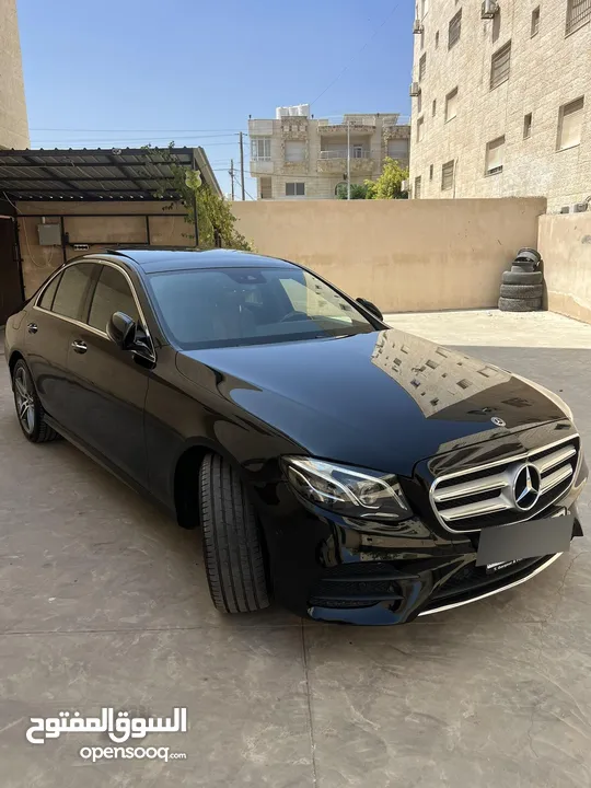 Mercedes-Benz E200(2017)