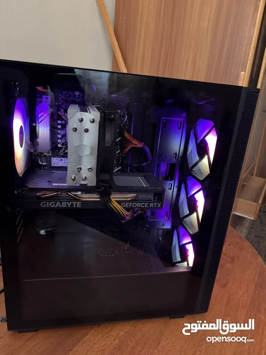 Pc gaming قابل للتفاوض البسيط ...............................