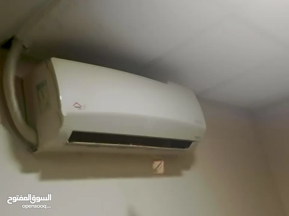 اثاث   مكيفات مستعمله بحالة الجديد للبيع