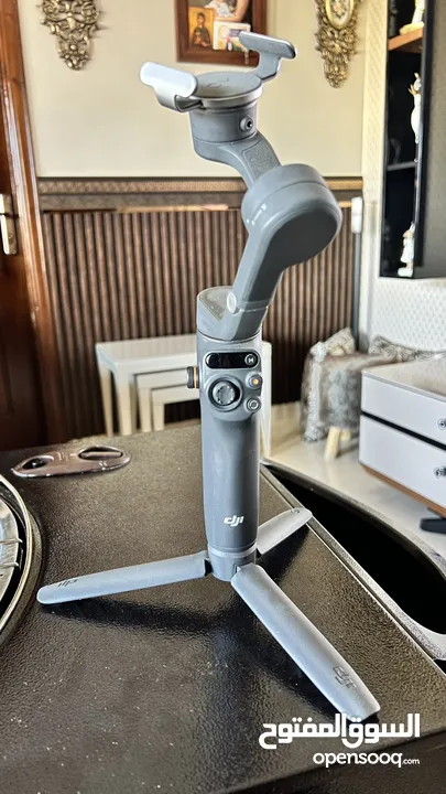 DJI Osmo Mobile 6 Gimbal Stabilizer for Smartphones