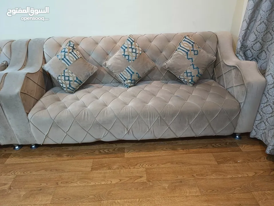 sofa grey colour