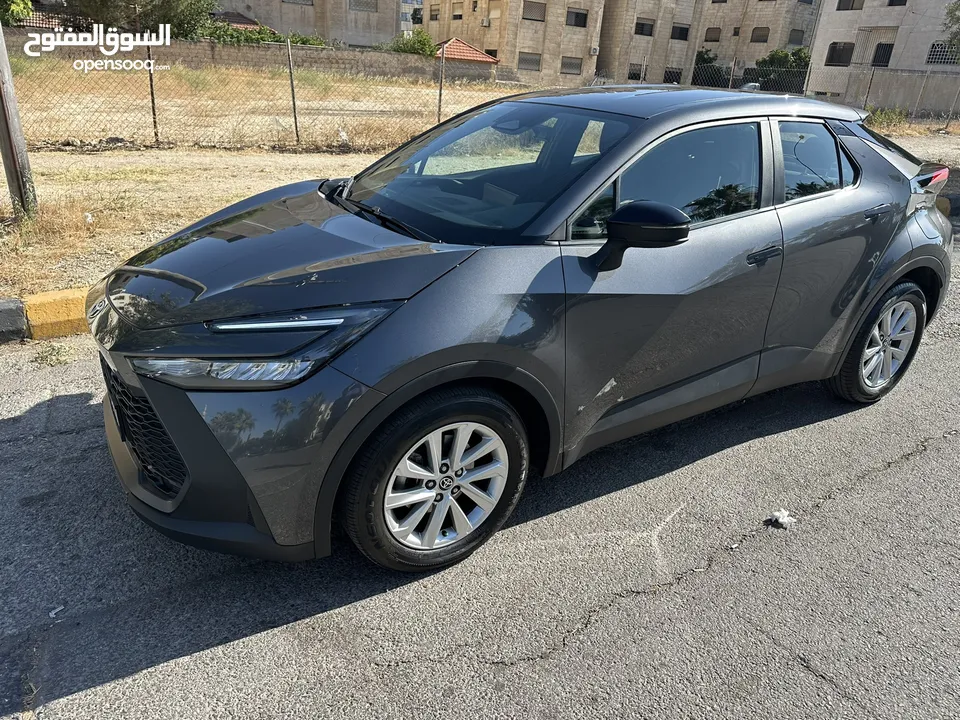 تويوتا CH-R هايبرد موديل 2024 الشكل الجديد كلياً مميزه للبيع