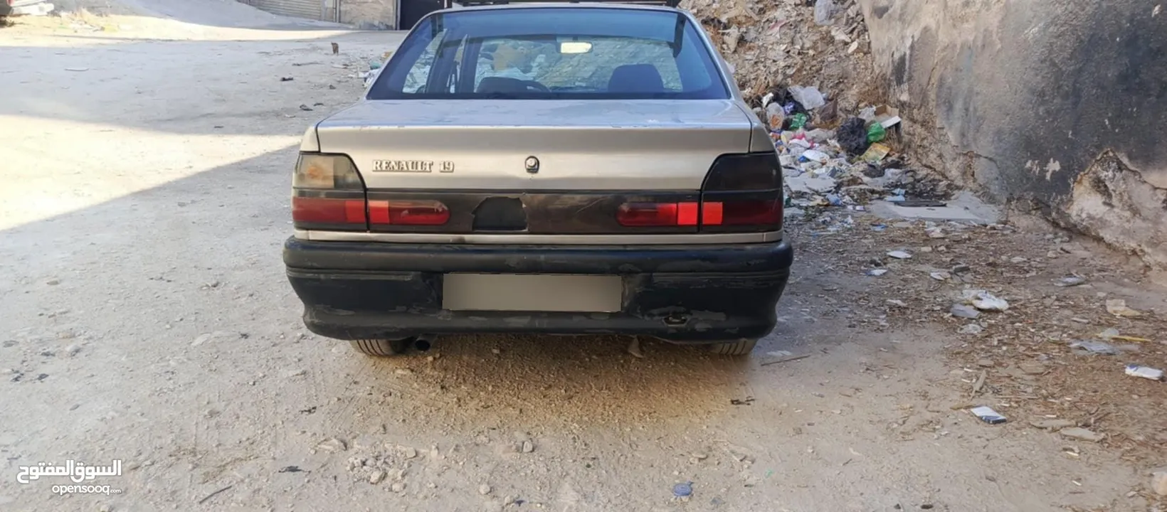 سياره رينو للبيع