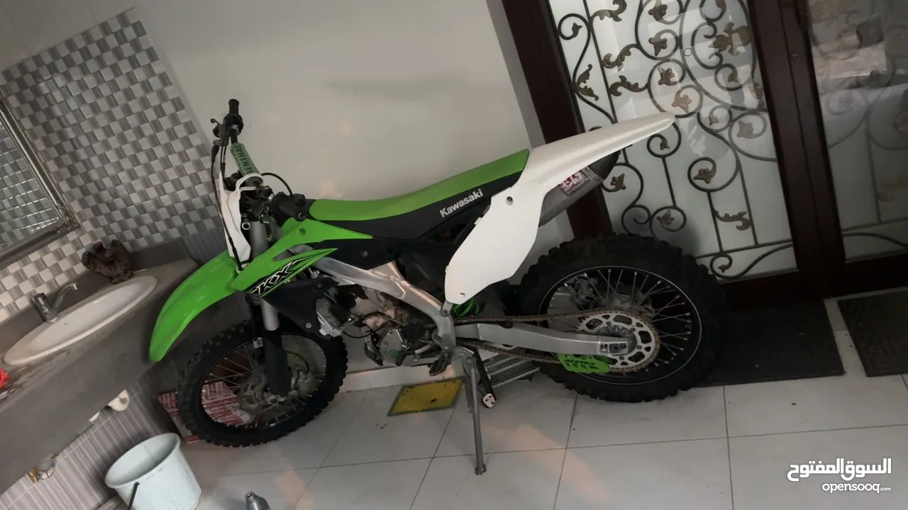 للبيع تريل كوزاكي KX250f مديل 2016  توه مسوي ليها صيانة كامل للتواصل:وتسب فقط