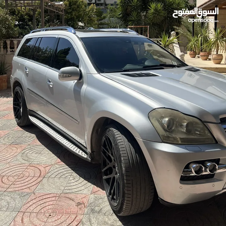 للبيع جب مرسيدس GL550 موديل 2009 سبع ركاب