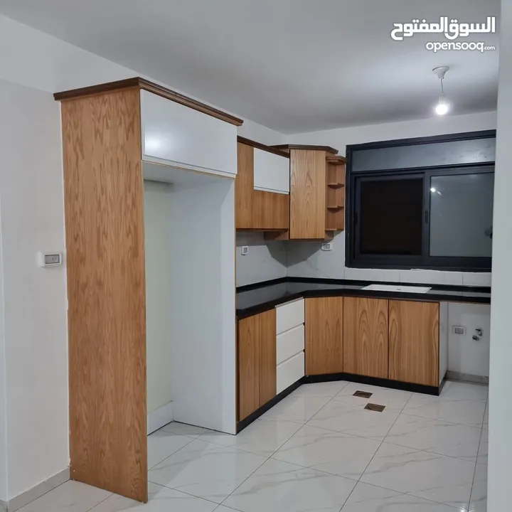 شقة 150 متر للبيع تشطيب سوبر مقابل ديوان الموظفين