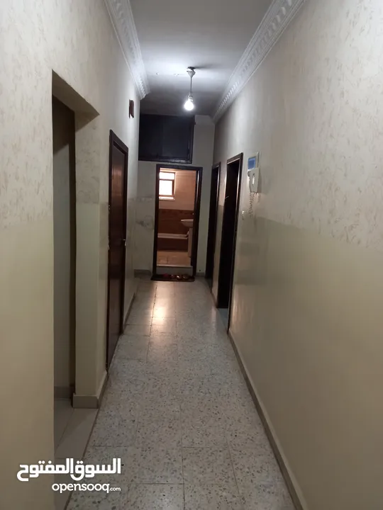 بيت طابق اول مع السطح للبيع من المالك مباشره ماركا الشماليه
