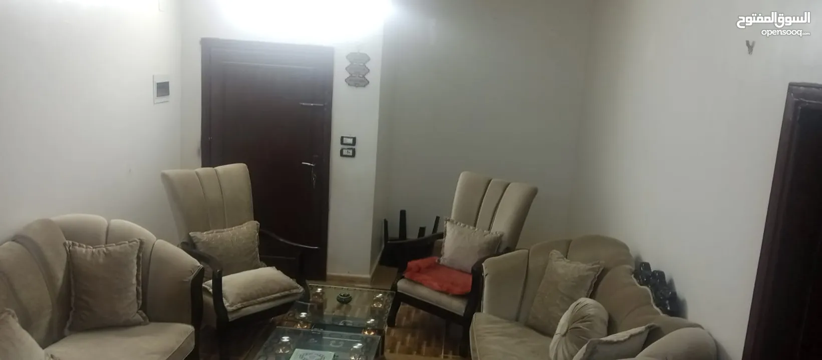 طقم كنب بحال الوكالة مثل ما هو موضح بالصور