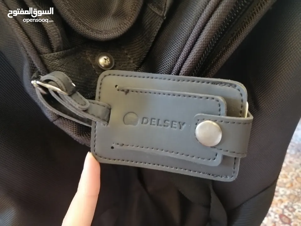 Delsey Duffle Bag for Sale شنتة دلسي ماركة فرنسية فاخرة للبيع اخو الجديد