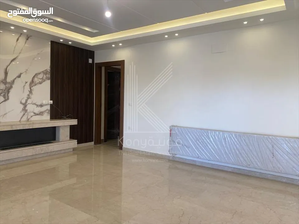 شقة مميزة للبيع في الظهير - طابق ارضي معلق