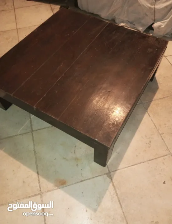 طاولة وسط خشب سويد ثقيل