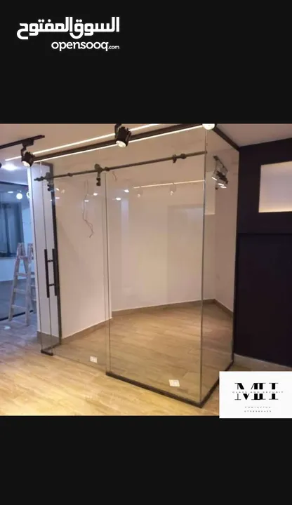 (GLASS AND SECURIT ) حجير زجاج سيكوريت  الأمان والأناقة في آن واحد.  لحماية فائقة ومظهر عصري لمنزلك