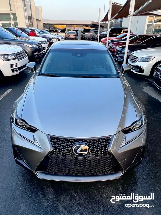 LEXUS/ iS  /300 /SPORTS/ 2020