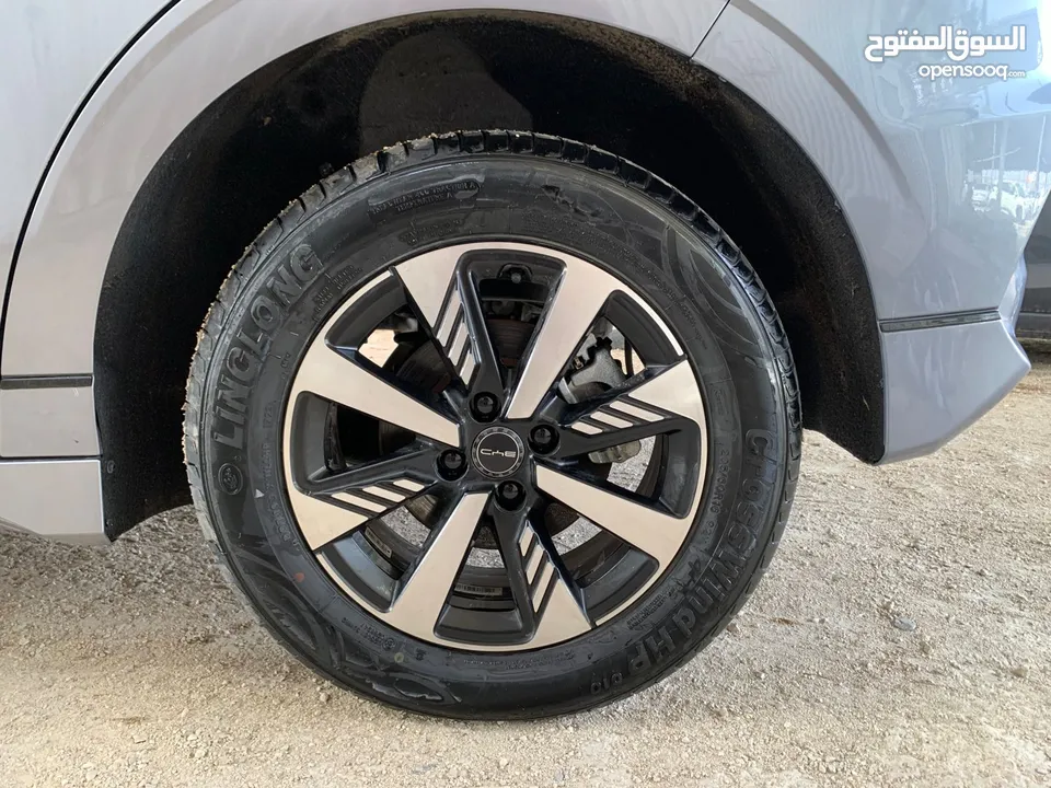 للبيع بي واي ديه موديل 2023 BYD فيراني E2 اعلى صنف  بطاريه كبيره بسعر 15200