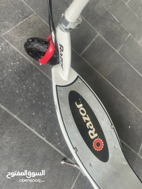 Razor - E200 Electric Scooter
