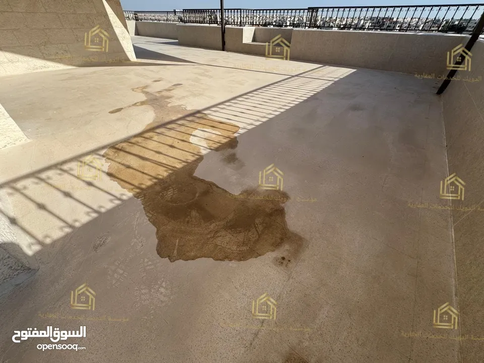 روف فارغ - عبدون - 5نوم 2ماستر - أرقى مناطق عبدون