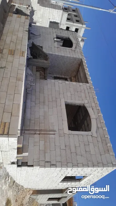 بيت مستقل عظم للبيع. جريبا