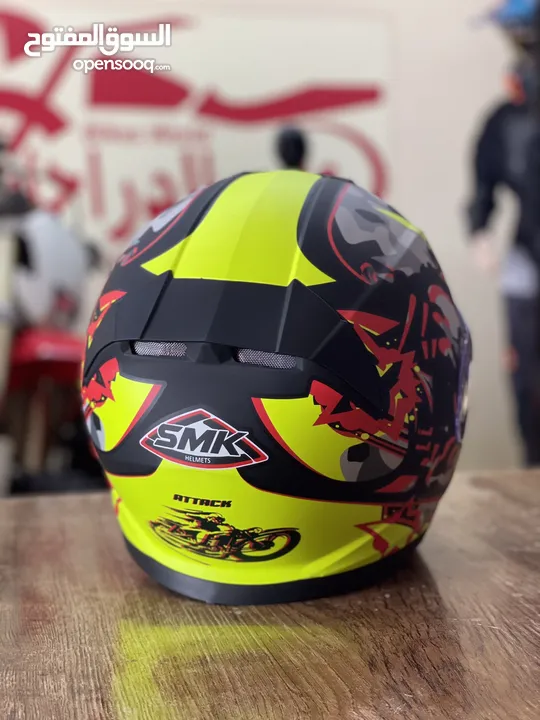 Helmet Twister SMK