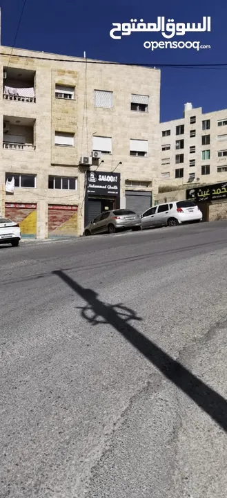 محل تجاري للايجار في طبربور ام العقارب مقابل القيادة العامة بالقرب من دوار النخيل