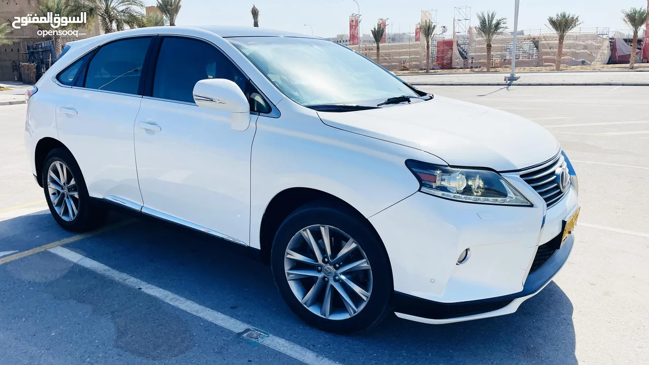 2013 LEXUS RX350 OMAN DEALERSHIP VEHICLE IN GOOD CONDITION.  NO ACCIDENT.URGENT SELLINGFOR UPGRADADE