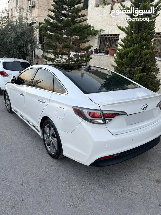 هونداي سوناتا فل كامل لمتد كرت ابيض 7 جيد